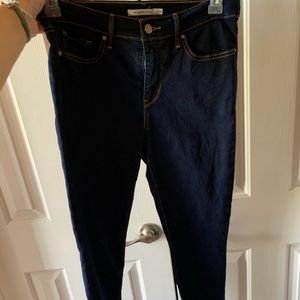 Levi 311 Shaping Skinny Jeans